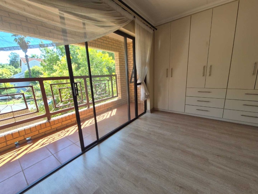 4 Bedroom Property for Sale in Heuwelsig Free State